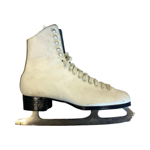 Vist Large View of Product Image Which is Used Bauer BAUER FIGURE SKATES WomensFigure Skate White And Black Senior 12.5