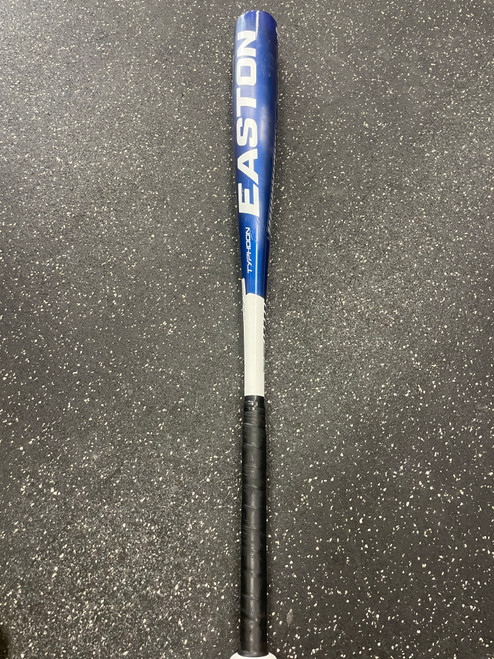 Vist Large View of Product Image Which is Used Easton TYPHOON BB/SB High School -3 Bat 33"