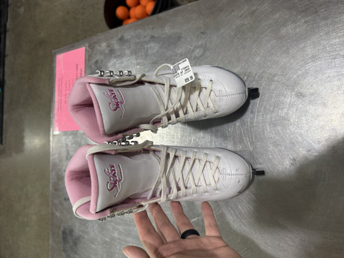 Vist Large View of Product Image Which is Used Jackson SOFT SKATE BY JACKSON Girls Figure Skate White Junior 04