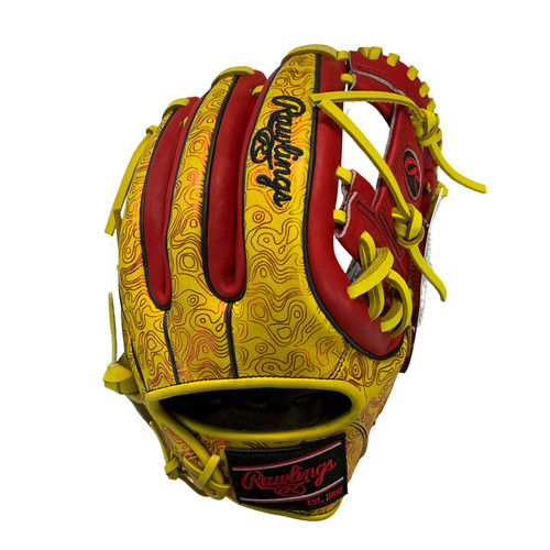 Vist Large View of Product Image Which is Used NEVER USED Rawlings PROR315-2SY HEART OF THE HIDE R2G BB/SB Glove RH Throw Red 11 3/4"