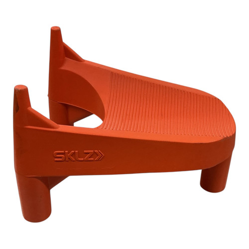 Vist Large View of Product Image Which is Used SKLZ KICKING TEE