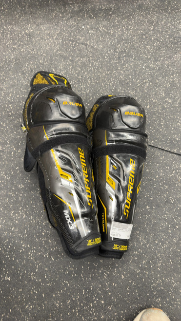 Vist Large View of Product Image Which is Used Bauer SUPREME TOTAL ONE MX3 Junior Shin Guards Black 12"