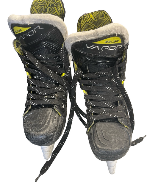 Vist Large View of Product Image Which is Used Bauer VAPOR 3X  1 Junior Hockey Skate Junior 01