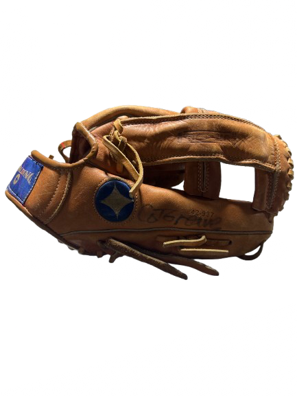 Vist Large View of Product Image Which is Used Spalding PLAYER SERIES 12 IN RHT BB/SB Glove RH Throw Tan 12"
