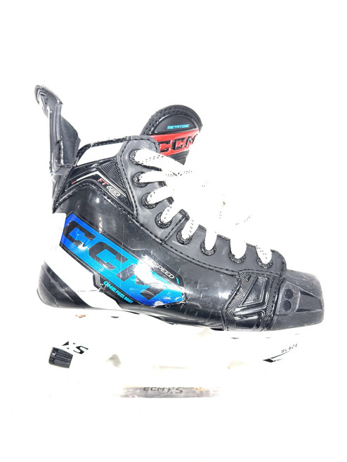 Vist Large View of Product Image Which is Used CCM FT680 Junior Hockey Skate Junior 02.5