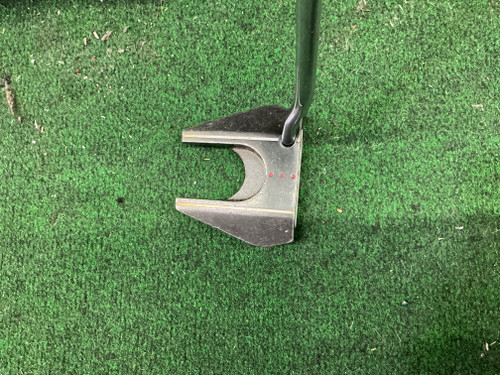 Vist Large View of Product Image Which is Used Odyssey TANK 7 Mens Putter RH