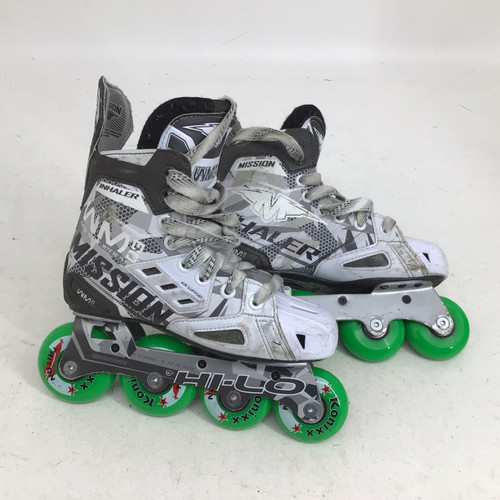 Vist Large View of Product Image Which is Used Mission INHALER WM 03 JR 1.0E ROLLER HOCKEY SKAT Roller Hockey Skates White Junior 01