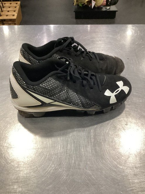 Vist Large View of Product Image Which is Used Under Armour BASEBALL CLEATS BLACK AND WHITE BB/SB Cleats Black Junior 05