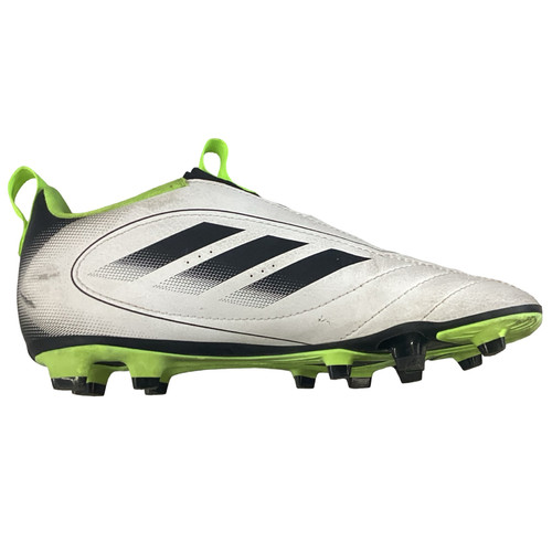 Vist Large View of Product Image Which is Used Adidas Soccer Cleats White Junior 02
