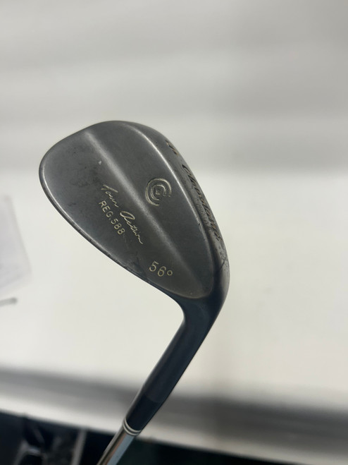Vist Large View of Product Image Which is Used Cleveland TOUR ACTIOB REG 588 Golf Wedge Mens RH Sand Wedge