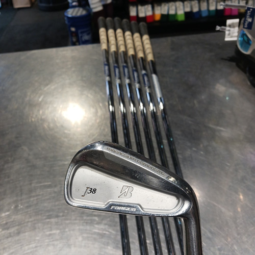 Vist Large View of Product Image Which is Used Bridgestone J38 FORGED Mens Iron Set RH 4I-PW
