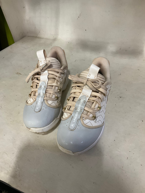 Vist Large View of Product Image Which is Used Under Armour Jr FB Cleats White Junior 02