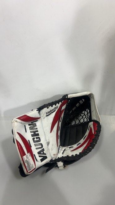 Vist Large View of Product Image Which is Used Vaughn VELOCITY V3 7500 REG CATHER Senior Goalie Catcher Red