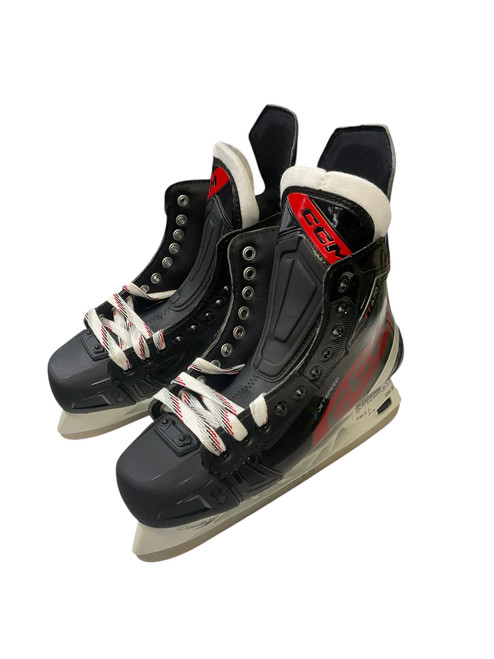 Vist Large View of Product Image Which is New CCM FT 670 Senior Hockey Skate Senior 7