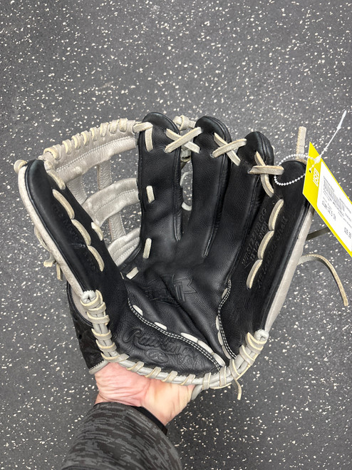 Vist Large View of Product Image Which is Used Rawlings WRS125HBGG BB/SB Glove RH Throw Black 12 1/2"