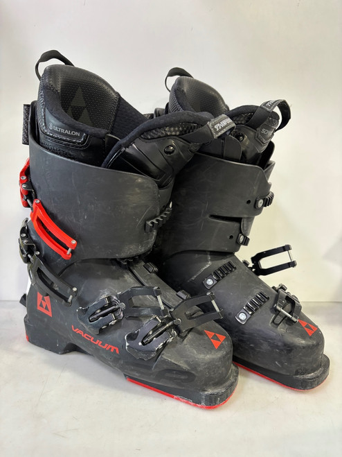 Vist Large View of Product Image Which is Used Fischer VACUUM Mens DH Ski Boot Black 265 MP - M08.5 - W09.5