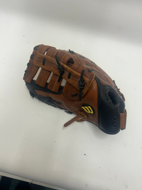 Vist Large View of Product Image Which is Used Wilson A500 BB/SB First Base RH Throw Brown 12 3/4"