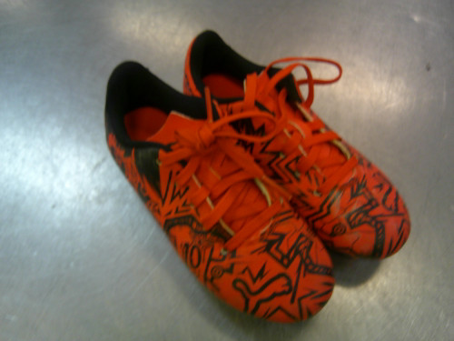Vist Large View of Product Image Which is Used Puma Soccer Cleats Red Youth 13.0