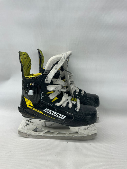 Vist Large View of Product Image Which is Used Bauer SUPREME M4 Junior Hockey Skate Junior 03