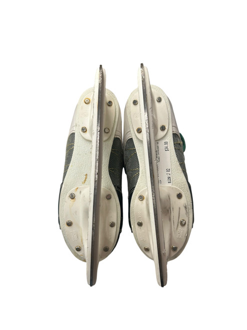 Vist Large View of Product Image Which is Used CCM INTRUDER 55 Junior Hockey Skate Junior 02