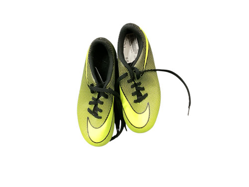 Vist Large View of Product Image Which is Used Nike Soccer Cleats Green Youth 13.0