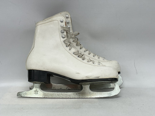 Vist Large View of Product Image Which is Used CCM CCM WomensFigure Skate White Senior 10