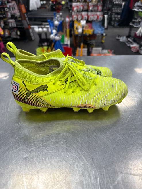 Vist Large View of Product Image Which is Used Puma Soccer Cleats Optic Yellow Junior 04.5