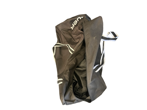 Vist Large View of Product Image Which is Used Bauer Jr Hockey Carry Black
