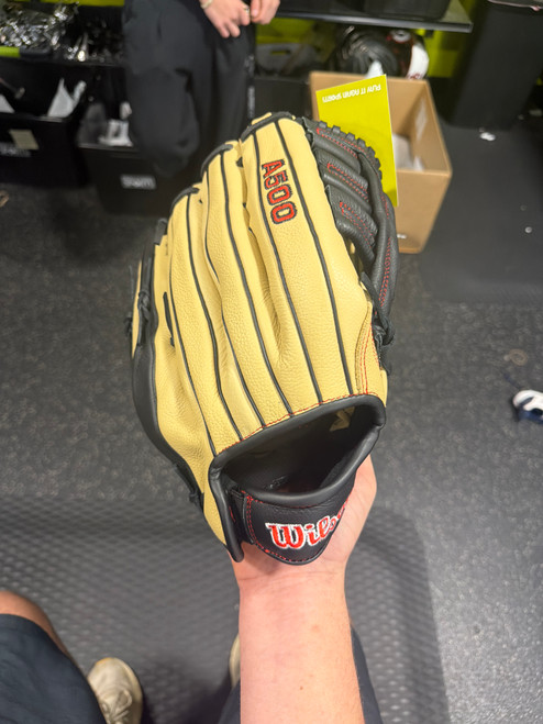 Vist Large View of Product Image Which is Used Wilson A500 BB/SB Glove RH Throw Tan 12 1/2"