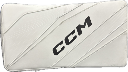 Vist Large View of Product Image Which is Used CCC E FLEX 6.5 Senior Goalie Blocker White