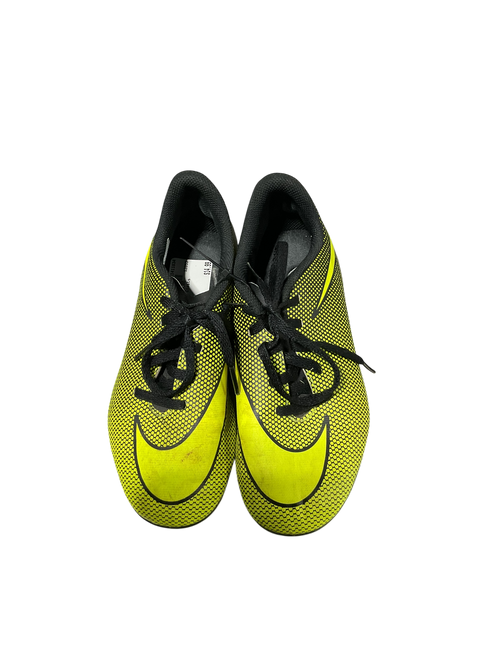 Vist Large View of Product Image Which is Used Nike Soccer Cleats Yellow Junior 03