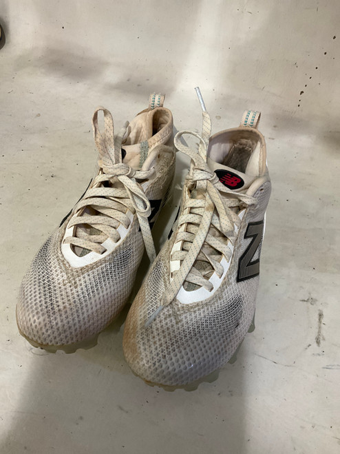 Vist Large View of Product Image Which is Used New Balance LAX Cleats Boys White Junior 06