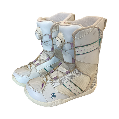 Vist Large View of Product Image Which is Used K2 KA KAT Girls Snowboard Boots White Junior 04