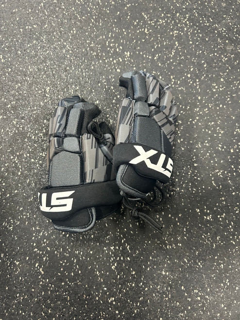 Vist Large View of Product Image Which is Used STX STALLION 75 Lacrosse Gloves Junior Black 8"