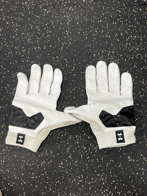 Vist Large View of Product Image Which is Used Under Armour COMBAT FB Gloves White 2X