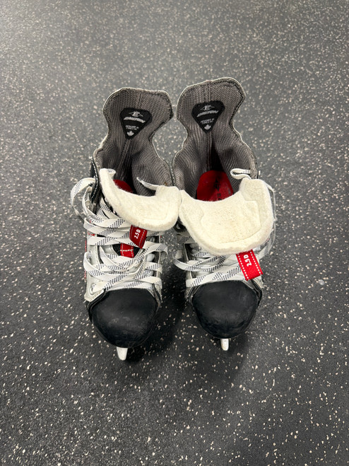 Vist Large View of Product Image Which is Used Easton STEALTH INTS Junior Hockey Skate Junior 02.5