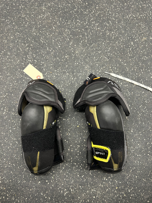 Vist Large View of Product Image Which is Used CCM TACKS ASV Senior Elbow Pads SM