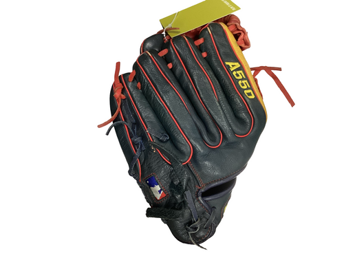 Vist Large View of Product Image Which is Used Wilson A550 BB/SB Glove RH Throw Navy Blue 11 1/2"