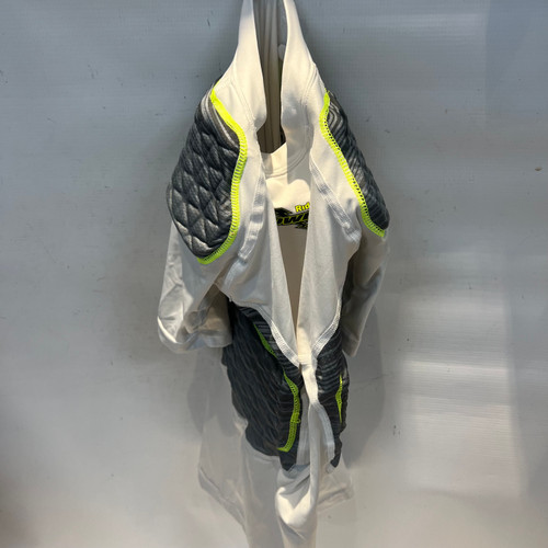 Vist Large View of Product Image Which is Used Riddell POWER PAD TOP FB Top Youth White XS