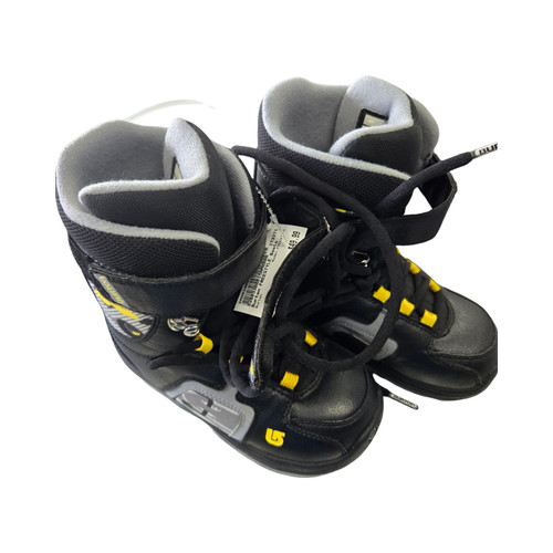 Vist Large View of Product Image Which is Used Burton FREESTYLE Boys Snowboard Boots Black Junior 04