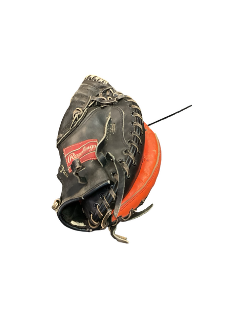 Vist Large View of Product Image Which is Used Rawlings THE MARK OF A PRO BB/SB Catchers RH Throw Black 30"