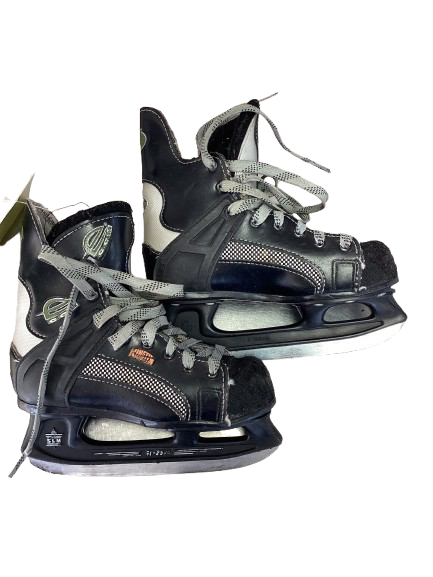 Vist Large View of Product Image Which is Used CCM 4.1 EDGE Youth Hockey Skate Youth 12.5