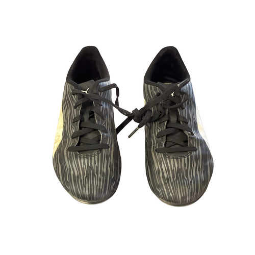 Vist Large View of Product Image Which is Used Puma Soccer Cleats Black Junior 02