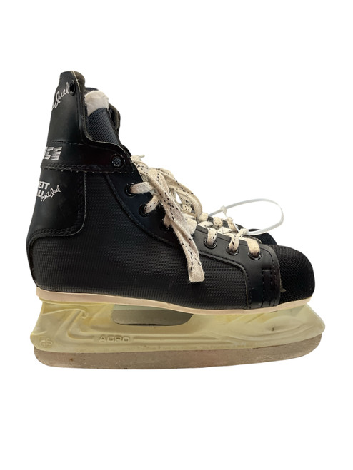 Vist Large View of Product Image Which is Used BRETT HULL Intermediate Hockey Skate Intermediate 5.0