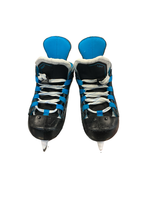 Vist Large View of Product Image Which is Used Bauer PRODIGY Youth Hockey Skate Youth 10.0