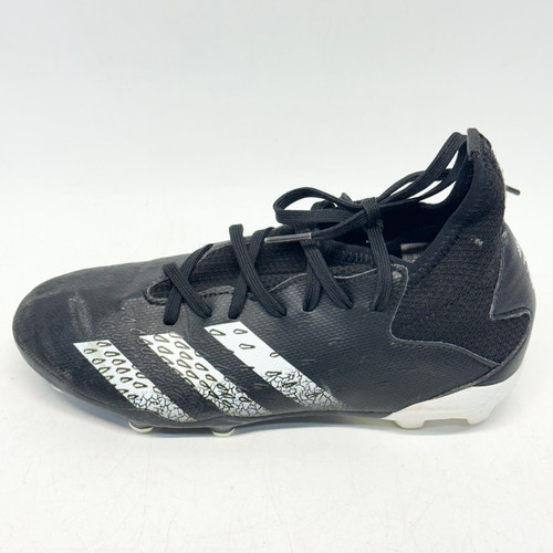 Vist Large View of Product Image Which is Used Adidas PREDATOR FREAK 3 Soccer Cleats Black And White Junior 03
