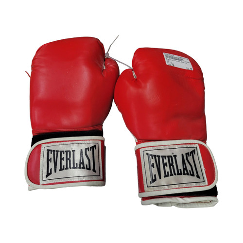 Vist Large View of Product Image Which is Used Everlast Boxing Gloves Red Senior