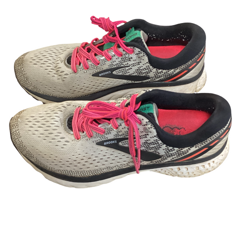 Vist Large View of Product Image Which is Used Brooks Running/X-Train Shoes W
