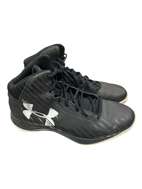 Vist Large View of Product Image Which is Basketball shoes 