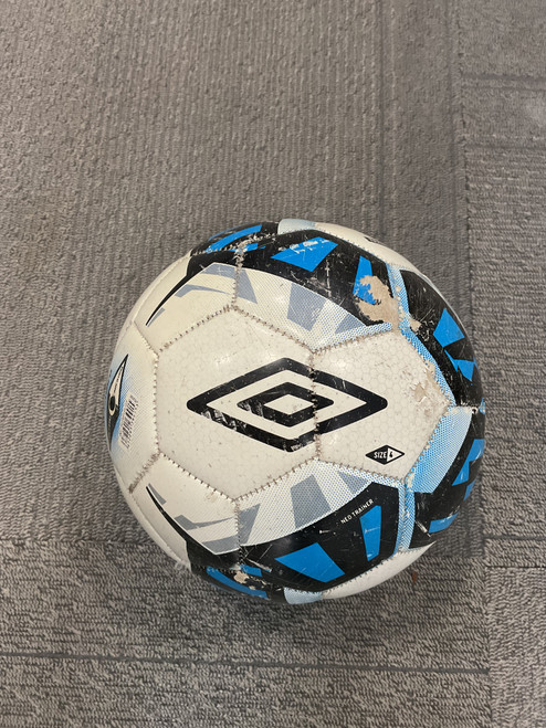 Vist Large View of Product Image Which is Used Umbro NEO TRAINER All Size Soccer Ball White/Black/Royal 4